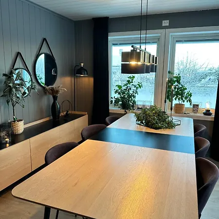 Villa Large Family With Good Standards Gjøvik